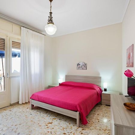 Tra Il Centro E Il Mare Apartment Con Terrazzo Aci Castello Exterior photo