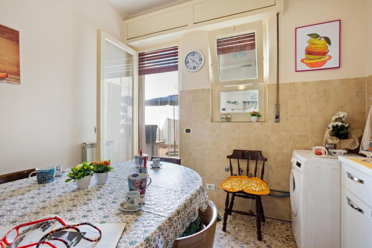 Tra Il Centro E Il Mare Apartment Con Terrazzo Aci Castello Exterior photo