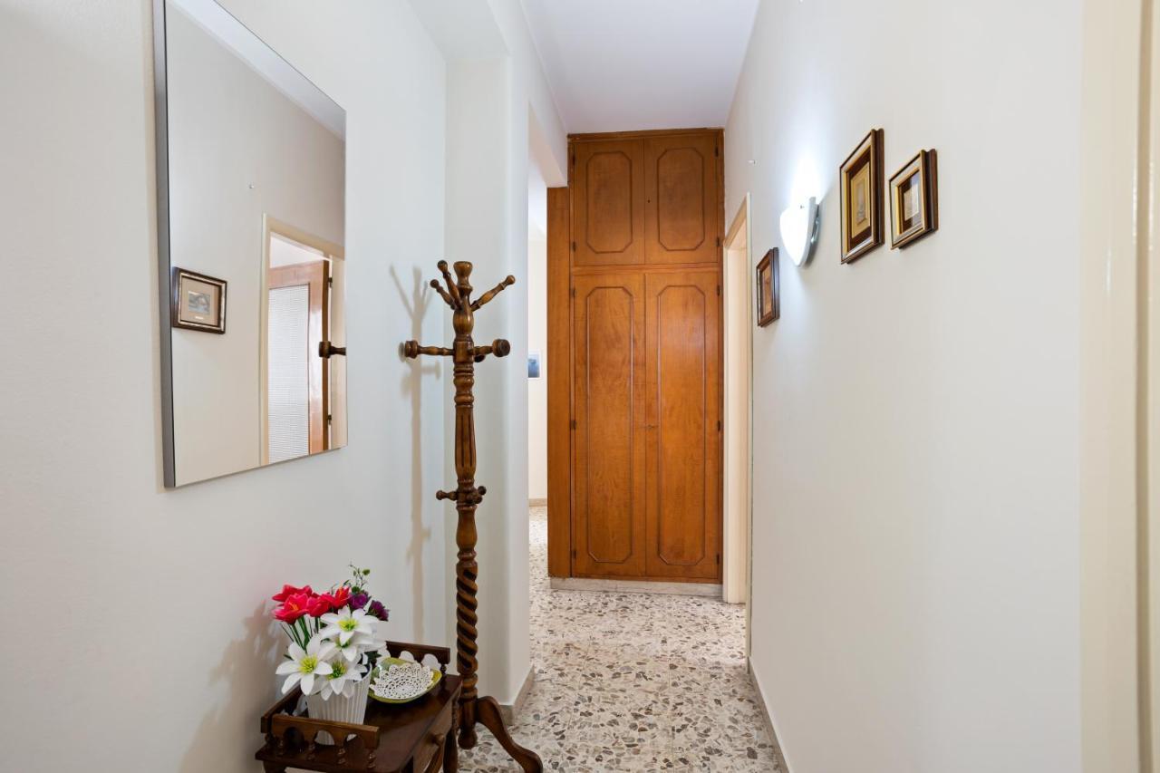 Tra Il Centro E Il Mare Apartment Con Terrazzo Aci Castello Exterior photo